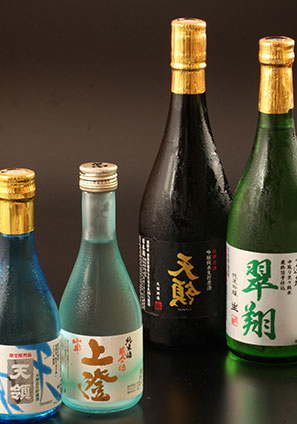 日本酒ボトル